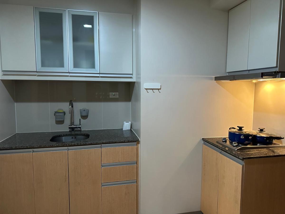 Executive Suite In Bonifacio Global City Taguig Exterior photo