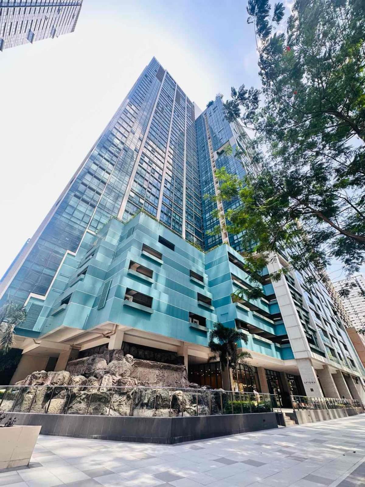 Executive Suite In Bonifacio Global City Taguig Exterior photo