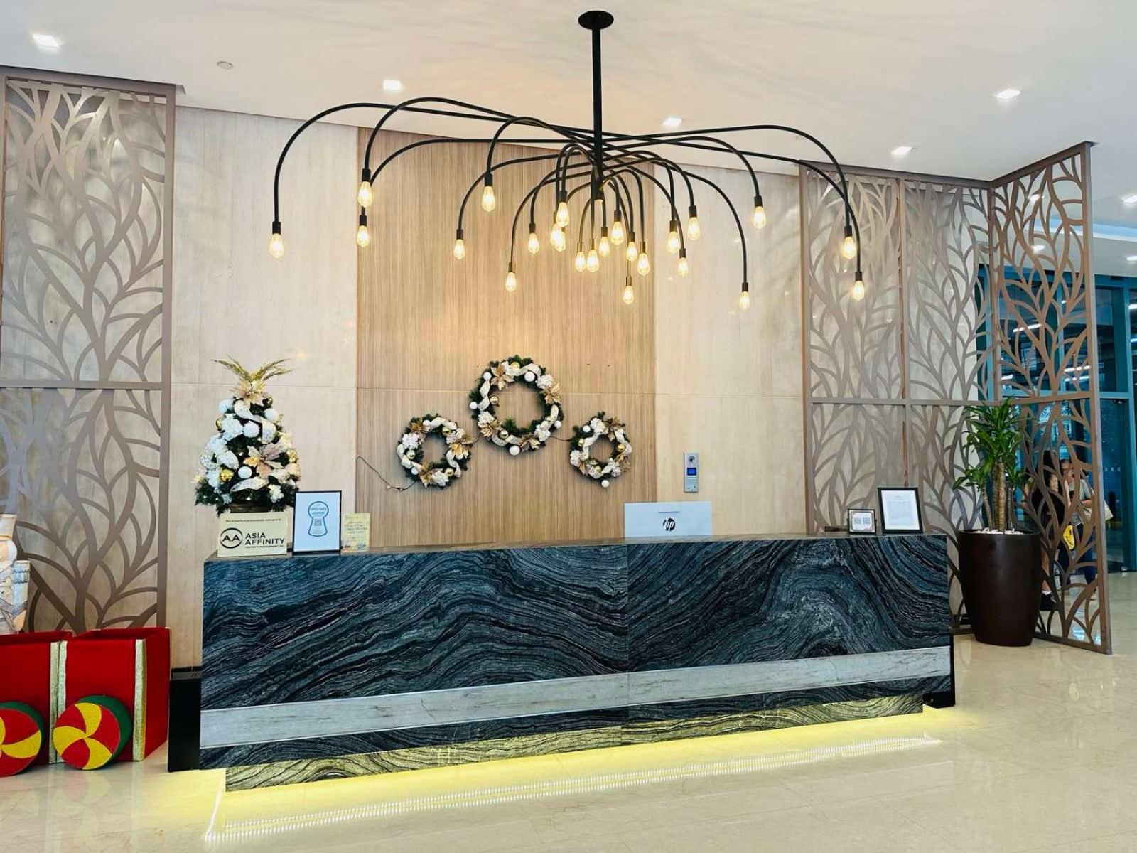 Executive Suite In Bonifacio Global City Taguig Exterior photo
